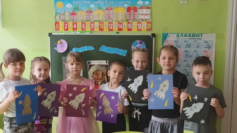 Увлекательно занятие "Ракеты в космосе".